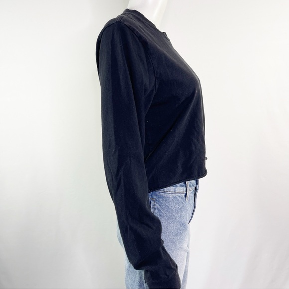 Vans Black Long Sleeve Crop T-Shirt Women's Size XL Wolf Graphic Back Skater - Picture 7 of 9